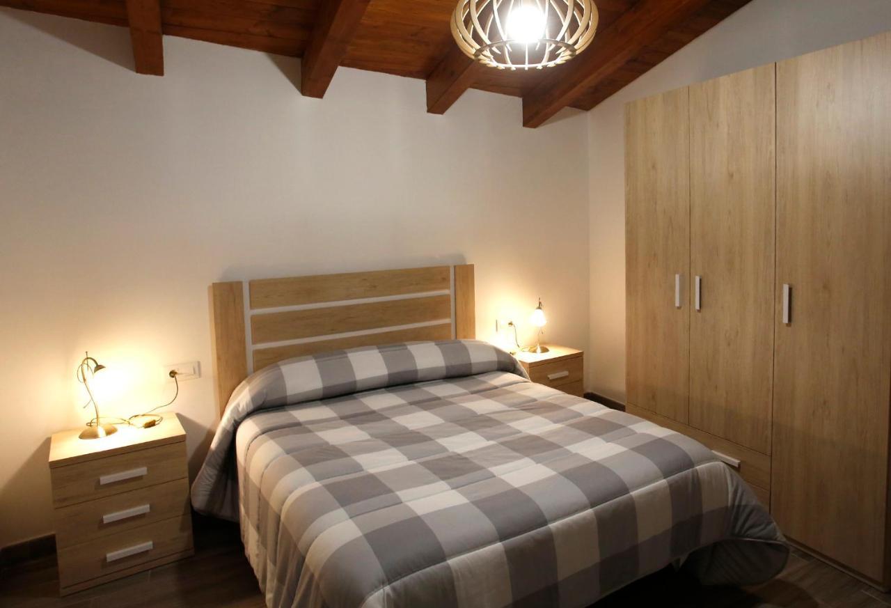 منزل الضيف Adahuesca  في Casa Sierra De Guara المظهر الخارجي الصورة