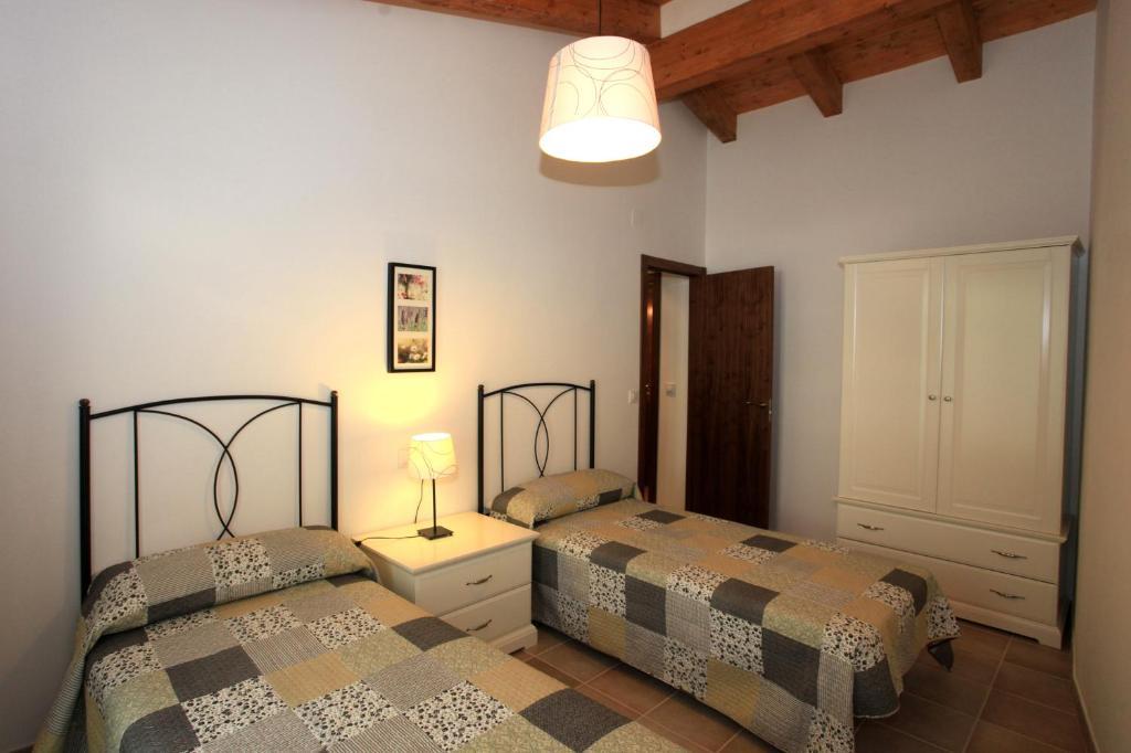 منزل الضيف Adahuesca  في Casa Sierra De Guara الغرفة الصورة