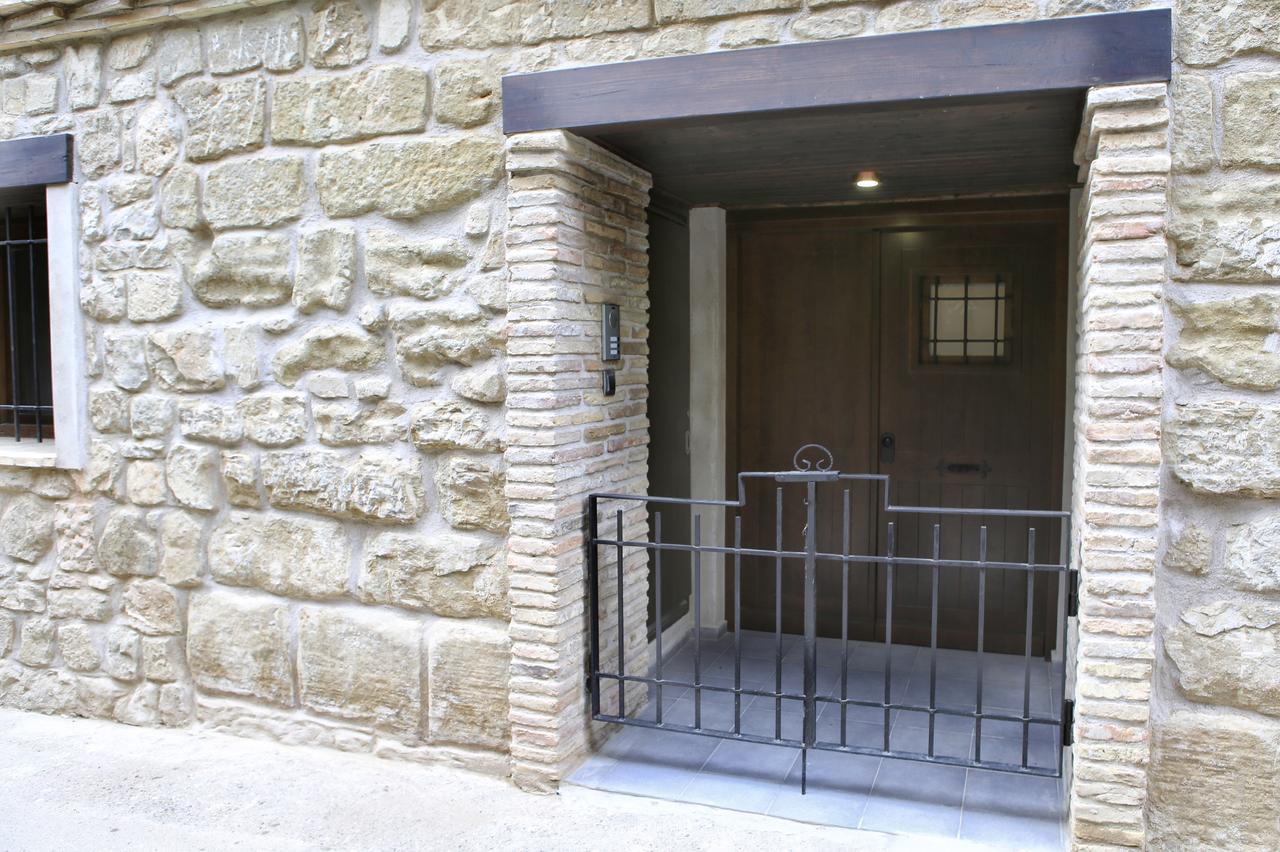 منزل الضيف Adahuesca  في Casa Sierra De Guara المظهر الخارجي الصورة